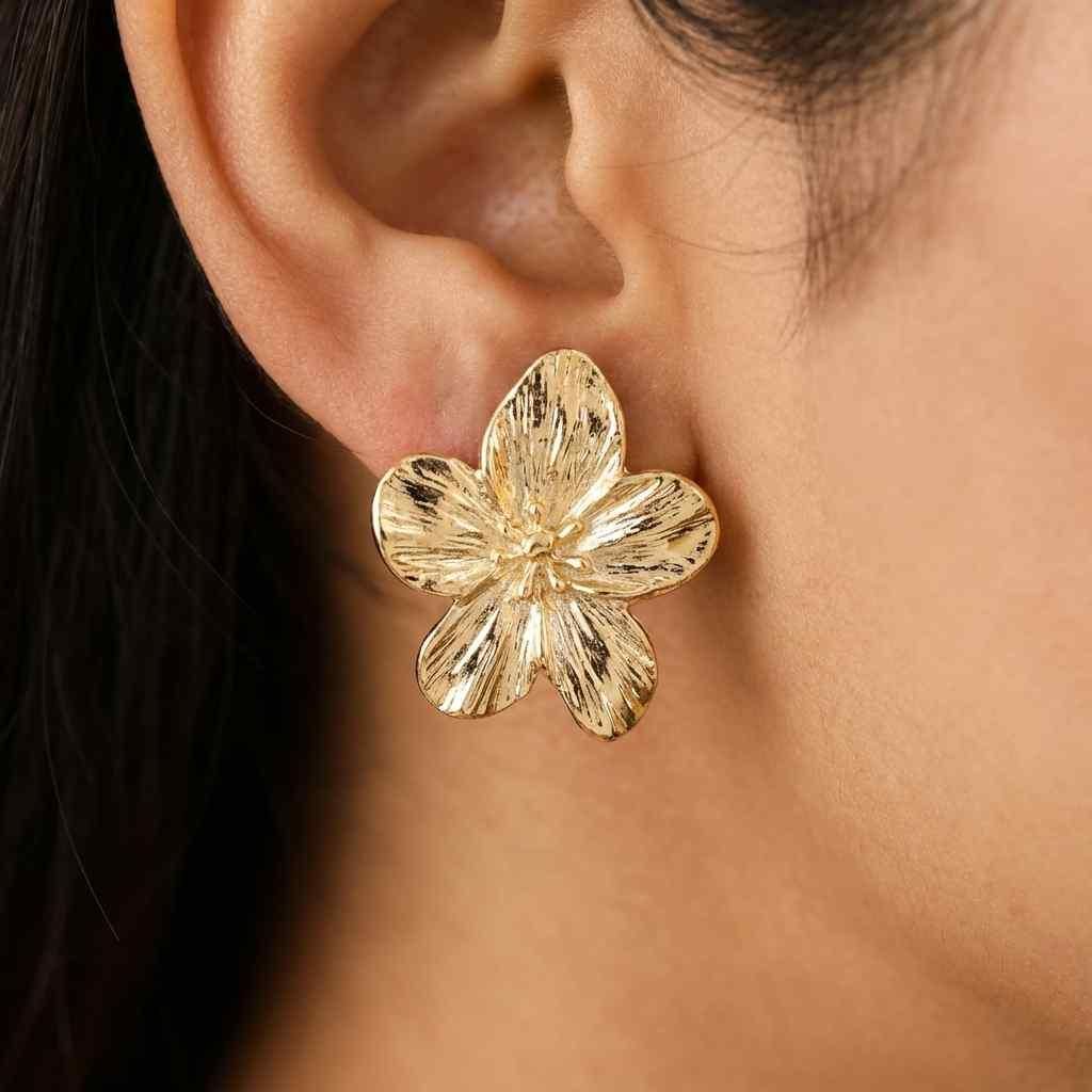 Set of Flower Necklace and Earring