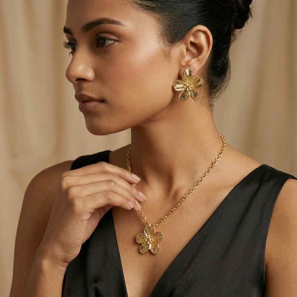 Set of Flower Necklace and Earring